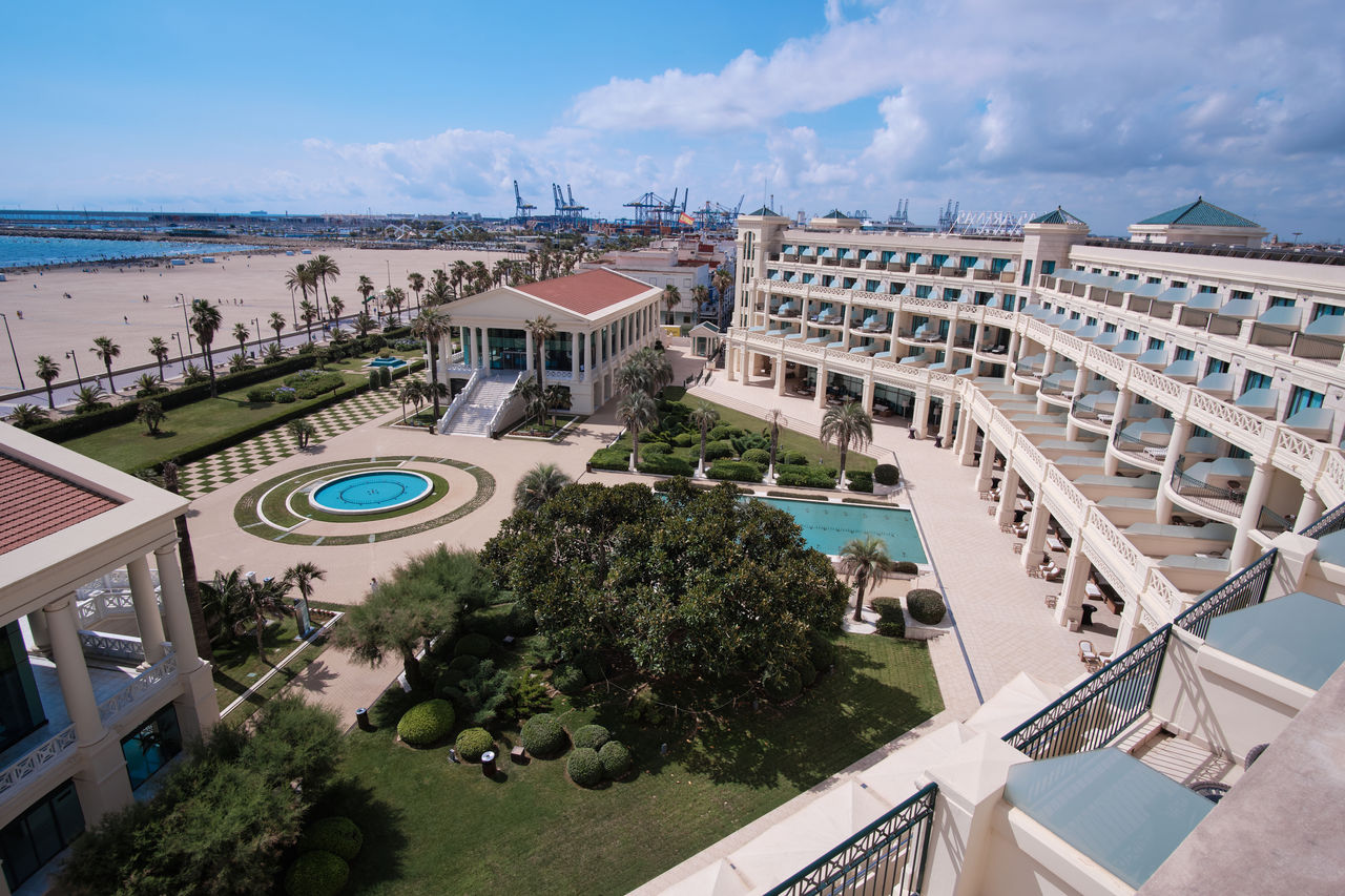Hotell Las Arena väljakul Valencias